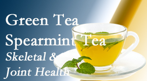 Apple Country Chiropractic presents the benefits of green tea on skeletal health, a bonus for our Williamson chiropractic patients.